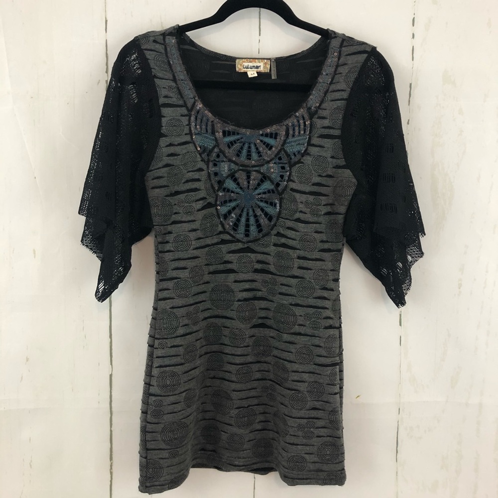 Lulumari lace, embroidered top